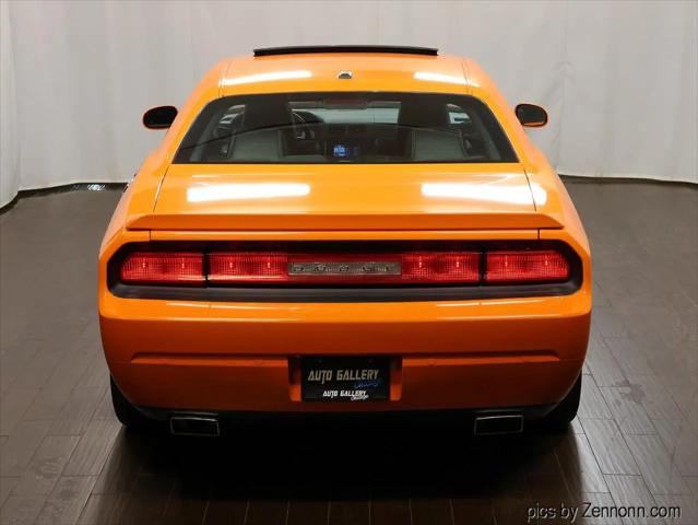 2014 Dodge Challenger R/T Plus