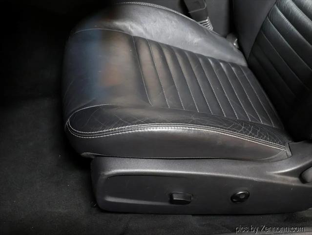 2014 Dodge Challenger R/T Plus