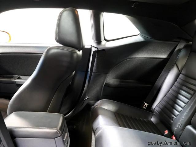 2014 Dodge Challenger R/T Plus