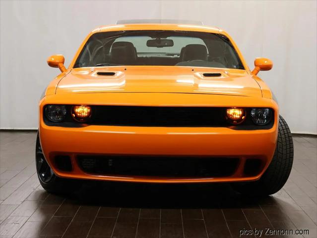 2014 Dodge Challenger R/T Plus