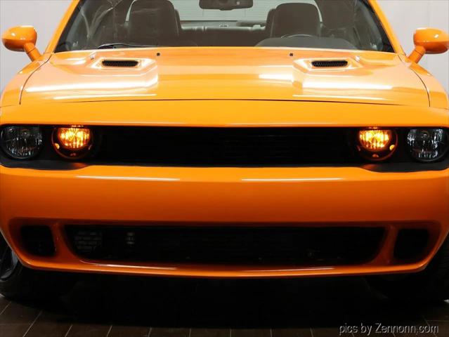 2014 Dodge Challenger R/T Plus