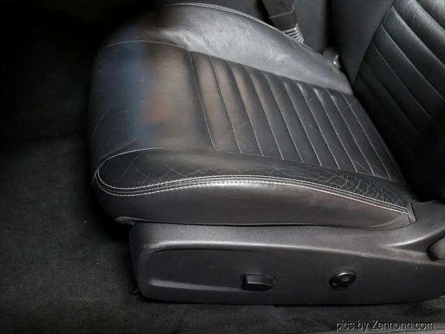 2014 Dodge Challenger R/T Plus