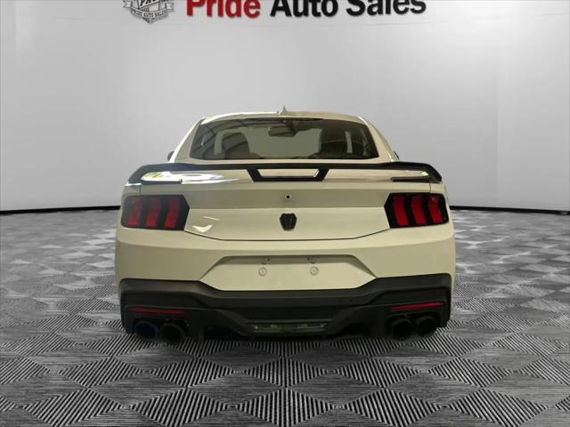 2025 Ford Mustang Dark Horse Fastback