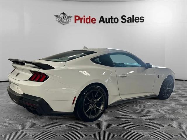 2025 Ford Mustang Dark Horse Fastback