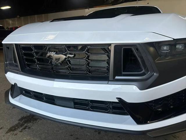 2025 Ford Mustang Dark Horse Fastback