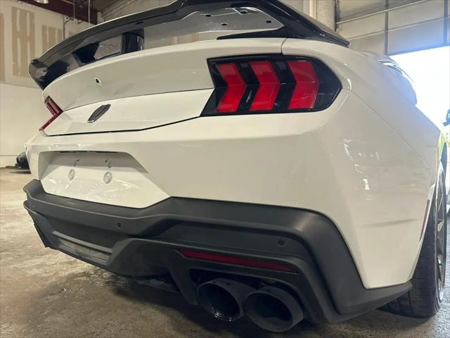 2025 Ford Mustang Dark Horse Fastback