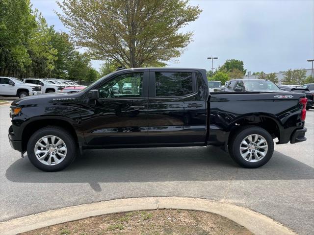 2026 Chevrolet Silverado 1500 4WD Crew Cab Short Bed Custom