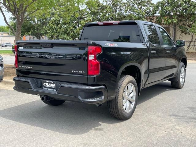 2026 Chevrolet Silverado 1500 4WD Crew Cab Short Bed Custom