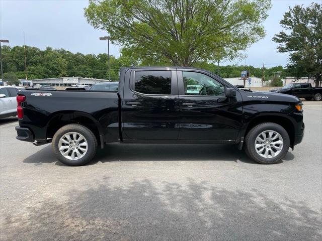 2026 Chevrolet Silverado 1500 4WD Crew Cab Short Bed Custom