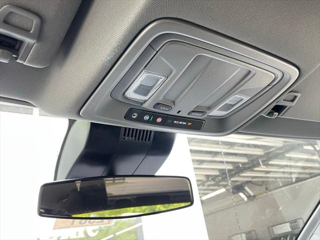 2026 Chevrolet Silverado 1500 4WD Crew Cab Short Bed Custom