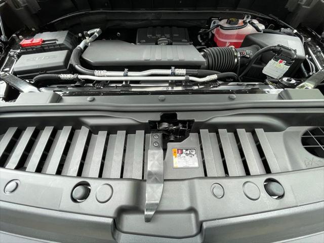 2026 Chevrolet Silverado 1500 4WD Crew Cab Short Bed Custom