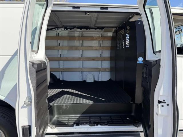 2024 Chevrolet Express Cargo Van RWD 2500 Regular Wheelbase WT