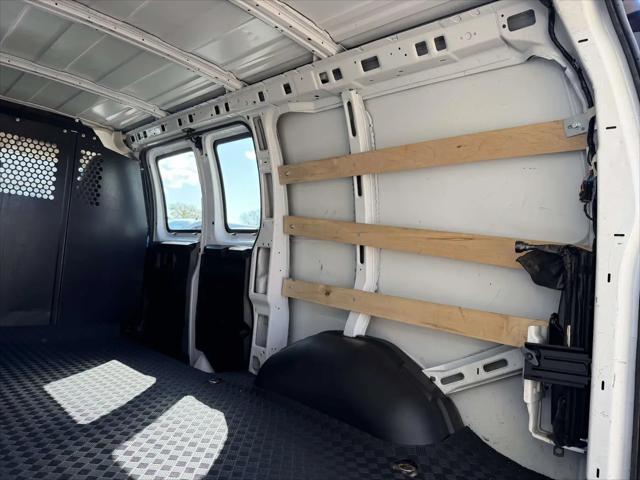 2024 Chevrolet Express Cargo Van RWD 2500 Regular Wheelbase WT