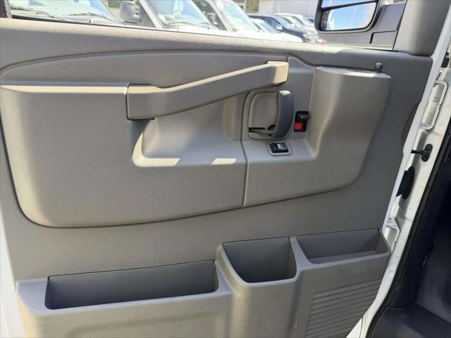 2024 Chevrolet Express Cargo Van RWD 2500 Regular Wheelbase WT
