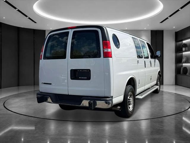 2024 Chevrolet Express Cargo Van RWD 2500 Regular Wheelbase WT