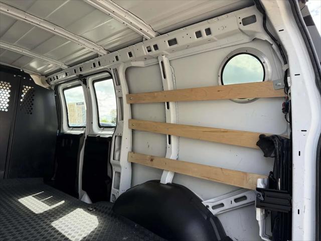 2024 Chevrolet Express Cargo Van RWD 2500 Regular Wheelbase WT