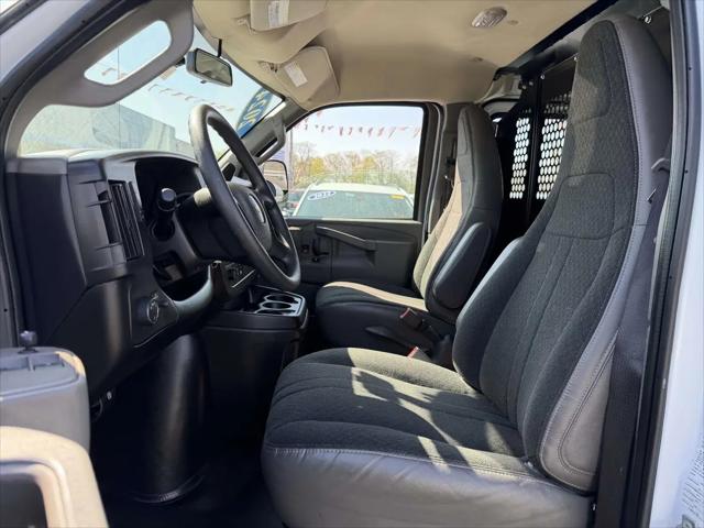 2024 Chevrolet Express Cargo Van RWD 2500 Regular Wheelbase WT
