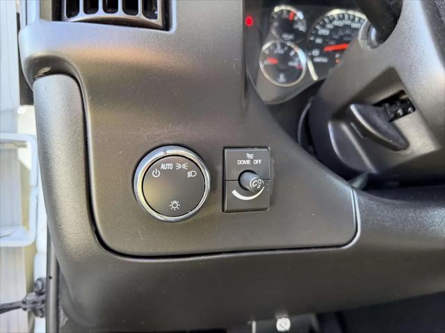 2024 Chevrolet Express Cargo Van RWD 2500 Regular Wheelbase WT