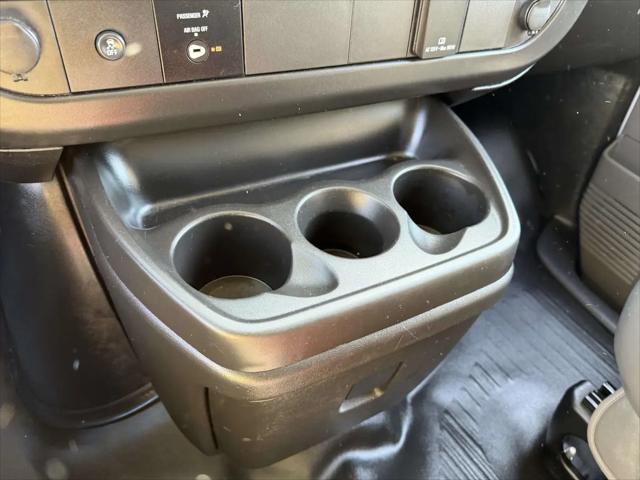 2024 Chevrolet Express Cargo Van RWD 2500 Regular Wheelbase WT