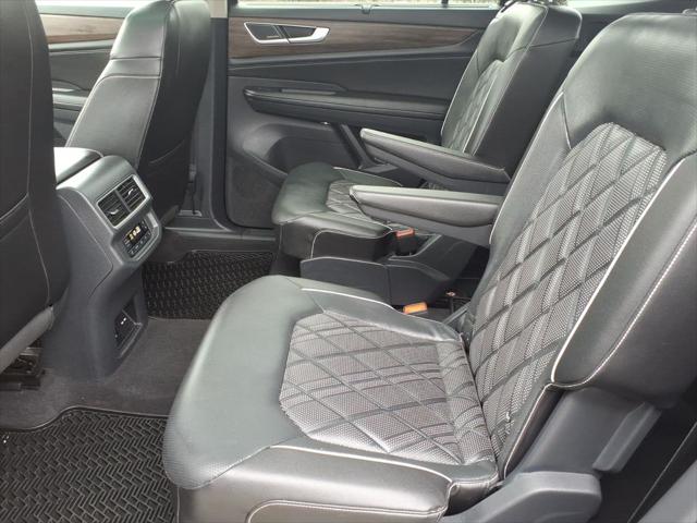 2024 Volkswagen Atlas 2.0T SEL Premium R-Line