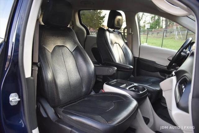 2020 Chrysler Pacifica Touring L