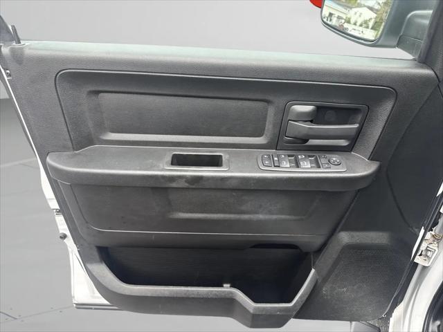 2019 Ram 1500 Classic Express Quad Cab 4x4 6'4" Box