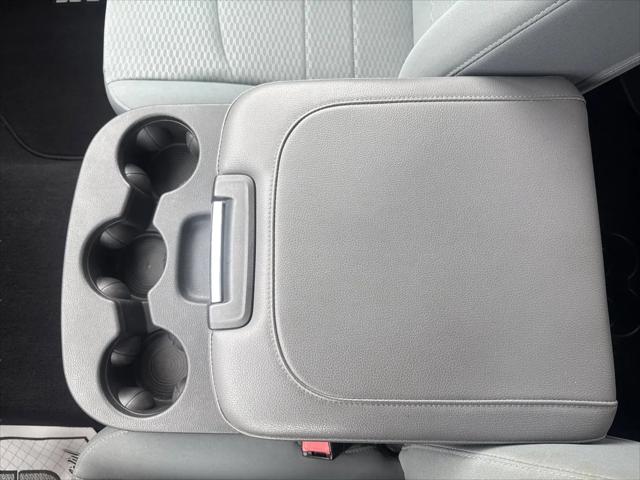 2019 Ram 1500 Classic Express Quad Cab 4x4 6'4" Box
