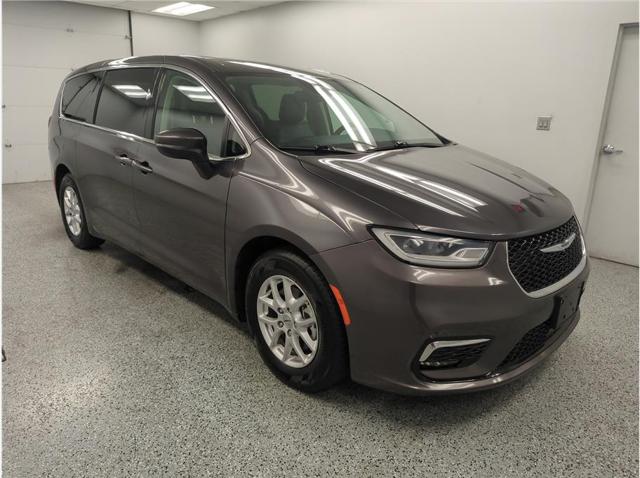2023 Chrysler Pacifica Touring L for sale in Hickory, NC