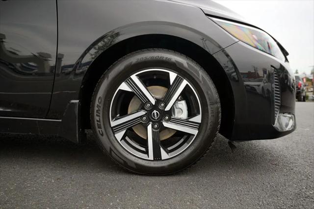 2024 Nissan Sentra SV Xtronic CVT