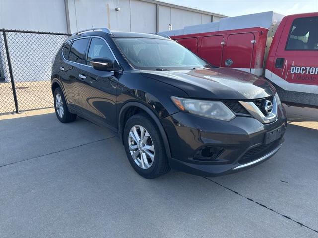 2015 Nissan Rogue SV for sale in Waukee, IA