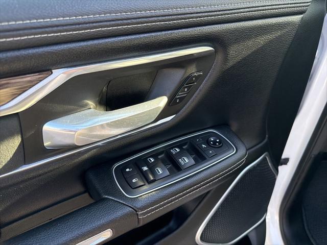 2020 Ram 1500 Laramie Crew Cab 4x4 5'7" Box