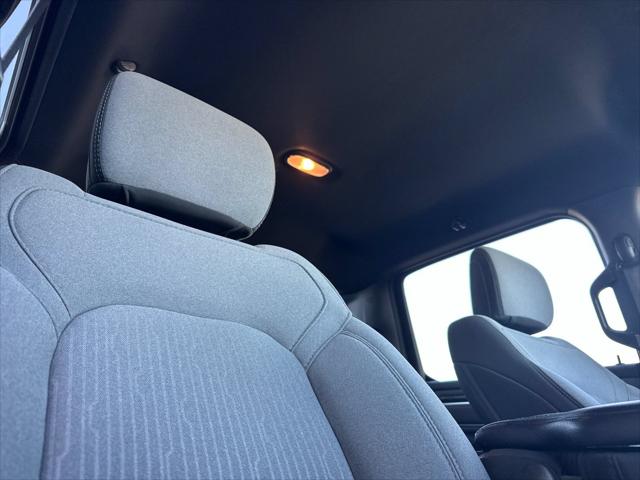 2022 Ram 1500 Big Horn Crew Cab 4x4 64 Box