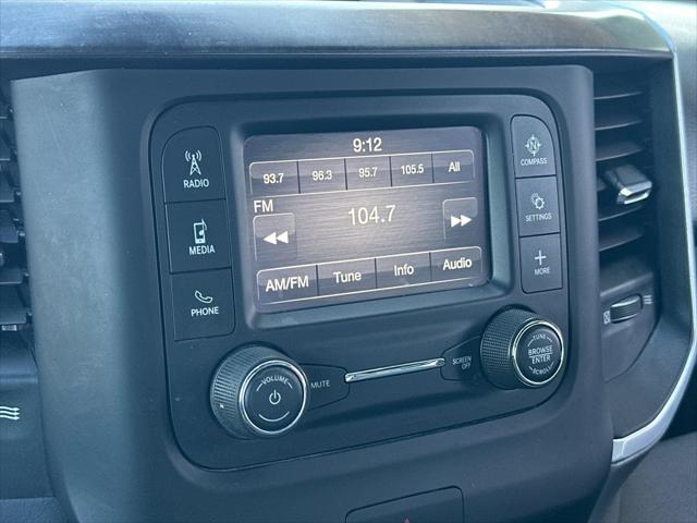 2022 Ram 1500 Big Horn Crew Cab 4x4 64 Box