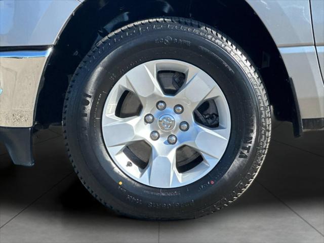 2022 Ram 1500 Big Horn Crew Cab 4x4 64 Box