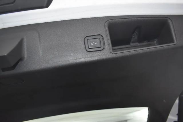 2024 GMC Terrain AWD SLT