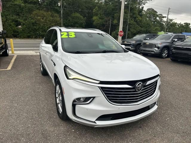 2023 Buick Enclave Essence FWD