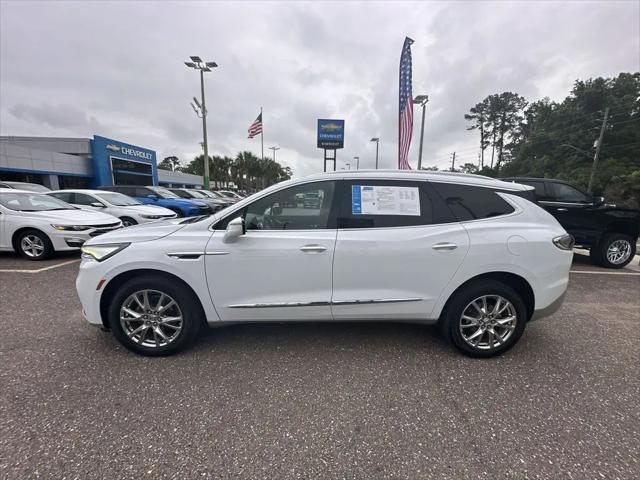 2023 Buick Enclave Essence FWD