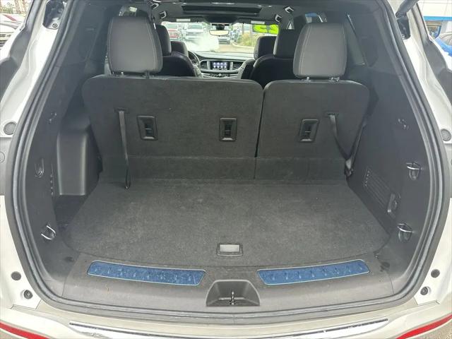 2023 Buick Enclave Essence FWD