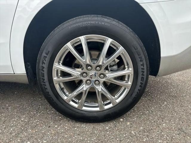 2023 Buick Enclave Essence FWD
