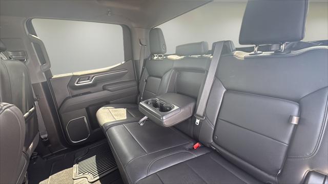 2025 GMC Sierra 1500 4WD Crew Cab Short Box SLT
