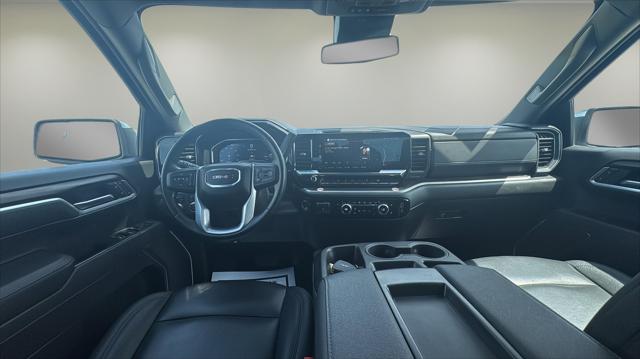 2025 GMC Sierra 1500 4WD Crew Cab Short Box SLT