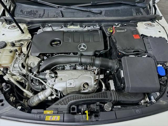 2021 Mercedes-Benz A 220 A 220