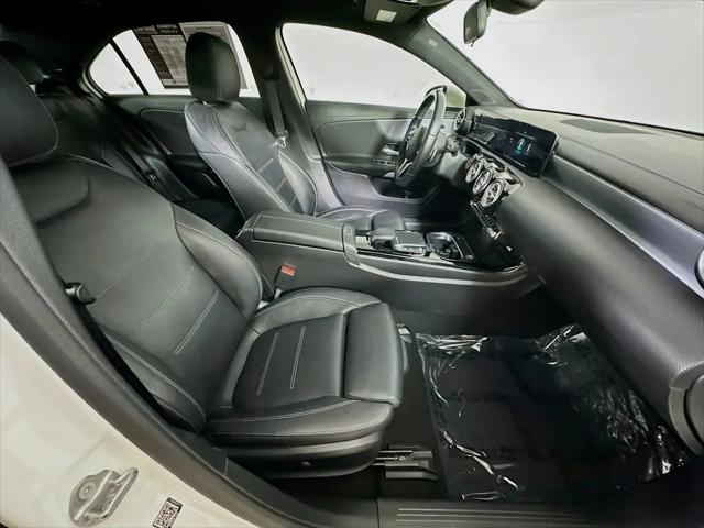 2021 Mercedes-Benz A 220 A 220