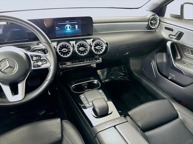 2021 Mercedes-Benz A 220 A 220
