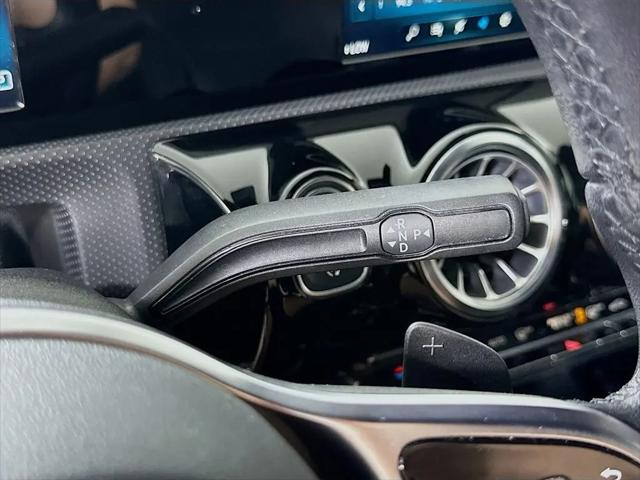 2021 Mercedes-Benz A 220 A 220