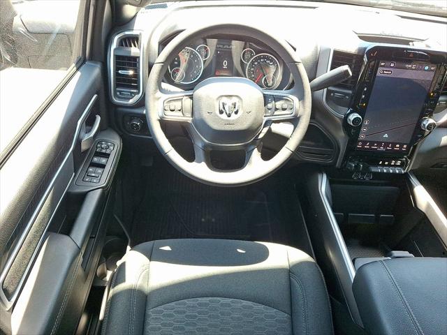 2025 RAM 2500 Big Horn Crew Cab 4x2 64 Box 2025 RAM 2500 Big Horn Crew Cab 4x2 64 Box
