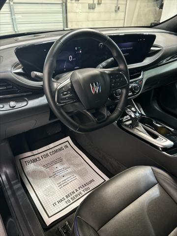 2025 Buick NV Sport Touring FWD