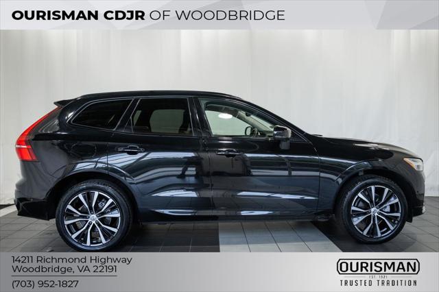 2024 Volvo XC60 B5 Plus Dark Theme 2024 Volvo XC60 B5 Plus Dark Theme
