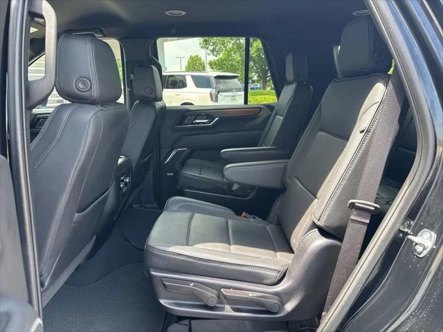 2025 GMC Yukon 4WD Denali