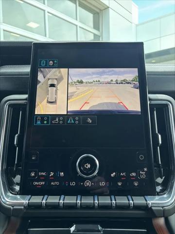 2025 GMC Yukon 4WD Denali
